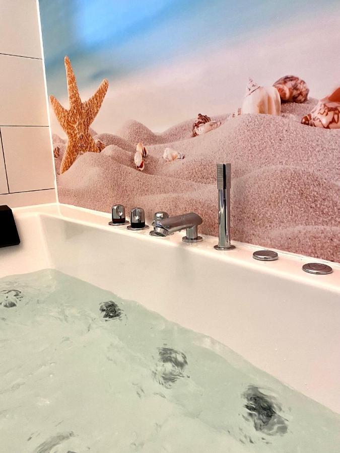 Kaiserliche Hofpost, Mit Whirlpool Und 2 Terrassen Schleiden Exterior photo